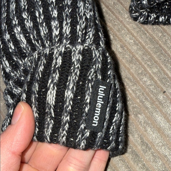 Lululemon Cozy Black and White Knit Hat and Mittens Set - Picture 3 of 3